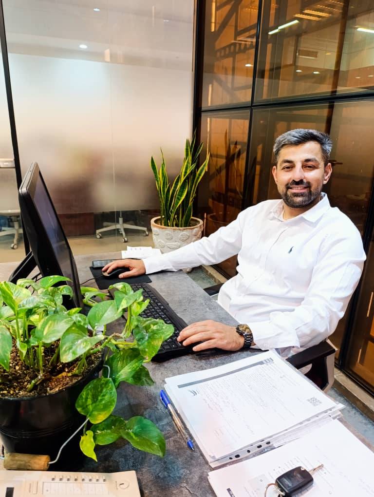 اویس افروزی